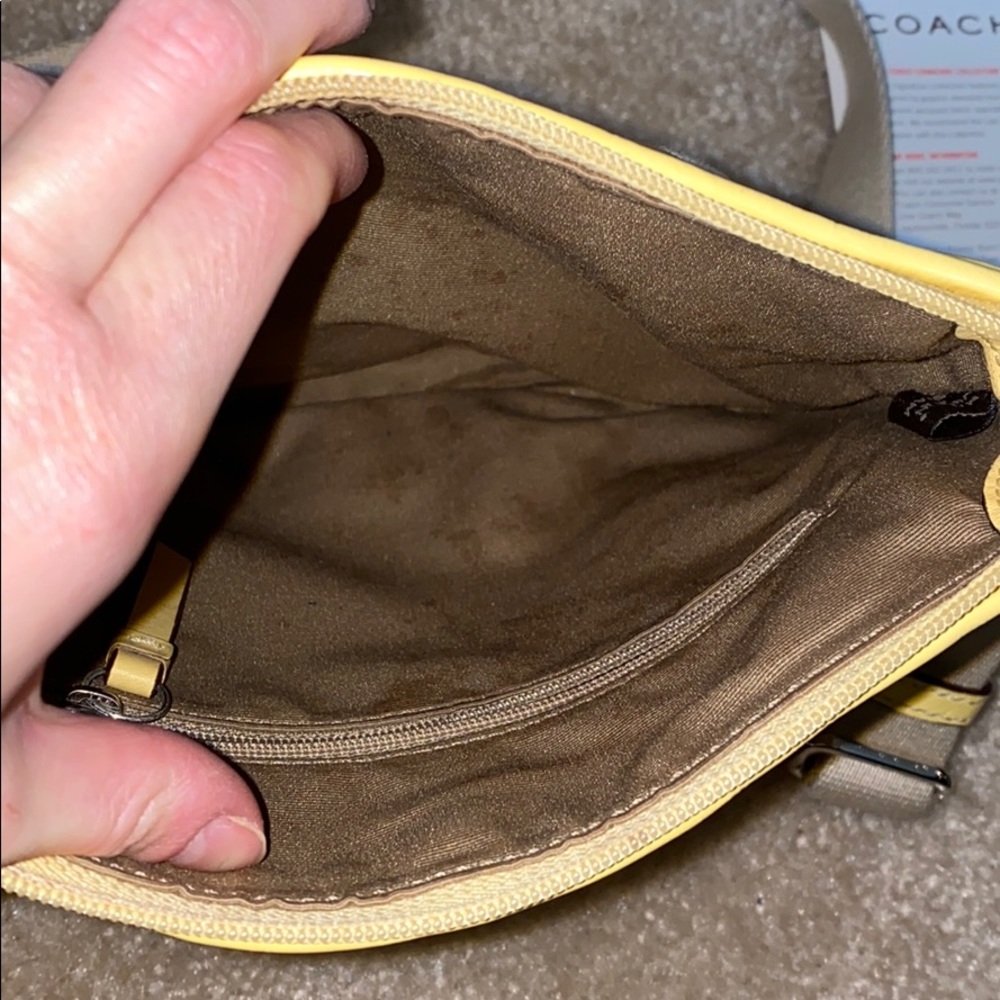 Coach Signature Collection Crossbody - Picture 4 of 5